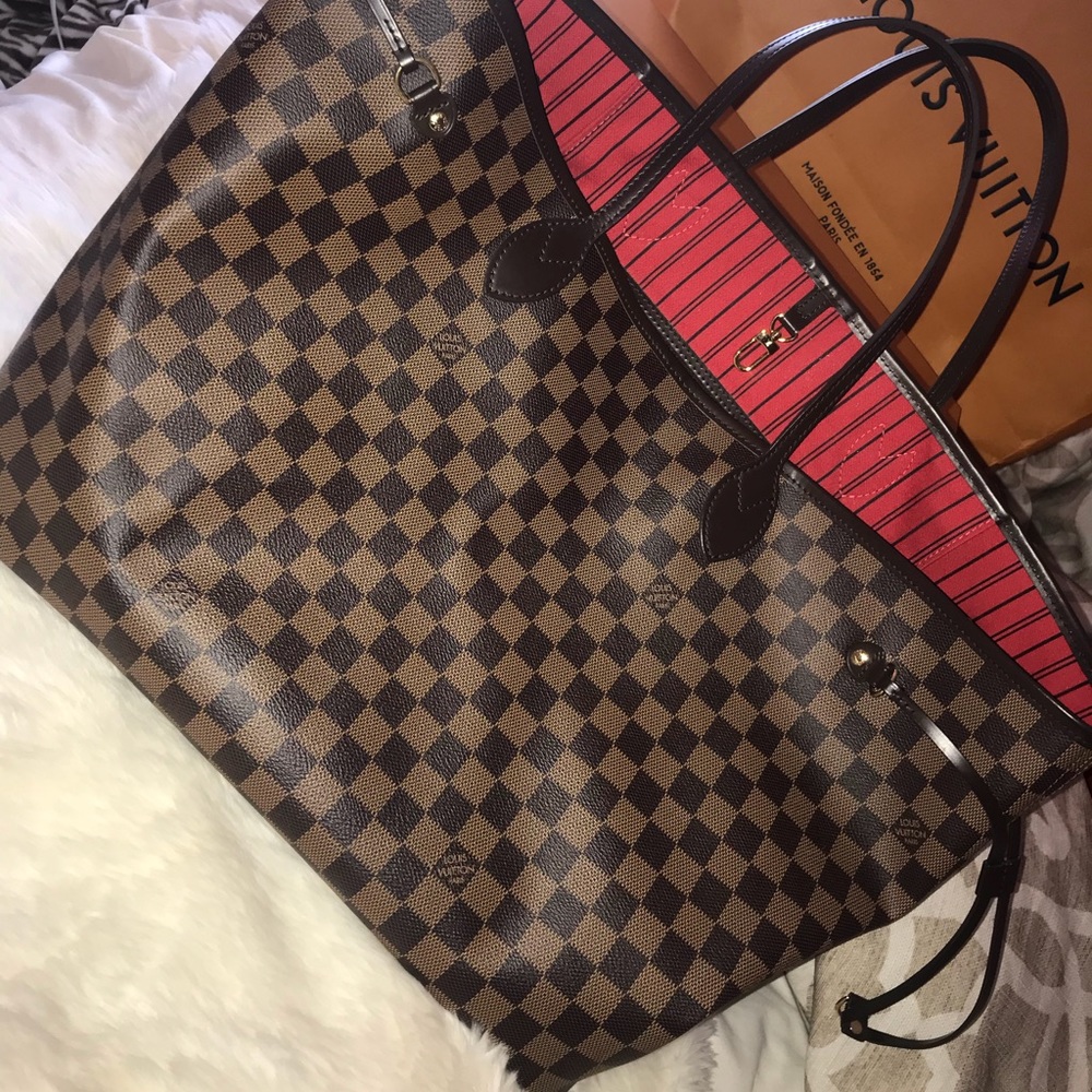Louis Vuitton Neverfull